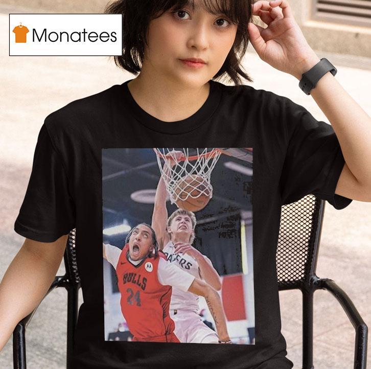 Johnny Furphy Dunks On Noa Essengue T Shirt