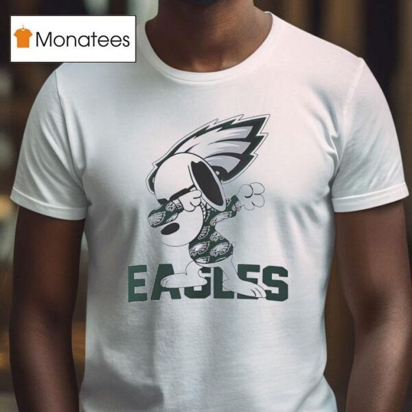 Snoopy Dabbing Philadelphia Eagles Football T Shirt