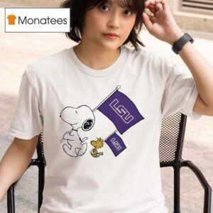 Peanuts Snoopy Lsu Tigers Ncaa College Football T Shirt