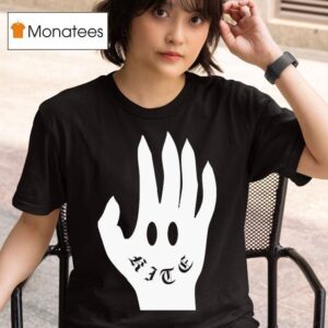 Kite Smile By Stefan Falt Hand T Shirt