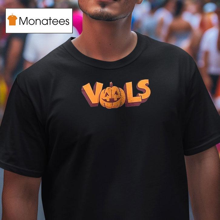 Tennessee Volunrs Football X Peanuts Halloween T Shirt Tennessee Volunrs Football X Peanuts Halloween T Shirt