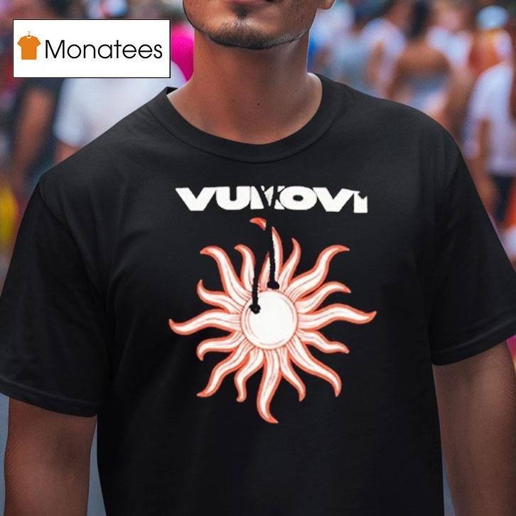 Vukovi Sun Medallion T Shirt Vukovi Sun Medallion T Shirt