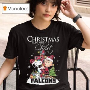 Snoopy And Charlie Brown X Atlanta Falcons Christmas Begins With Christ T Shirt