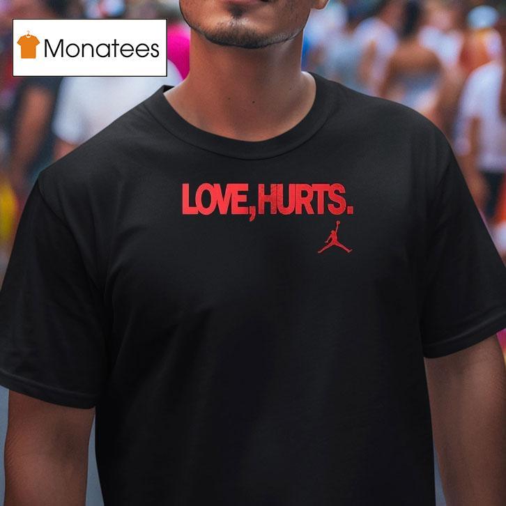 Philadelphia Eagles Love Hurts Doesn T I T Shirt Philadelphia Eagles Love Hurts Doesn T I T Shirt