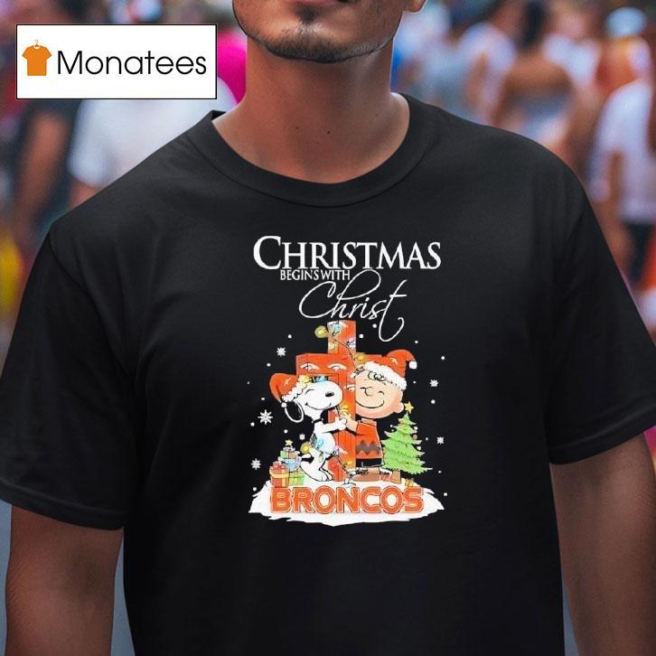 Snoopy And Charlie Brown X Denver Broncos With Christmas T Shirt Snoopy And Charlie Brown X Denver Broncos With Christmas T Shirt
