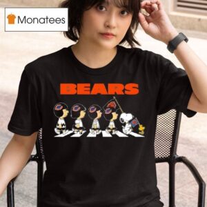 Chicago Bears X Peanuts Snoopy Abbey Road T Shirt